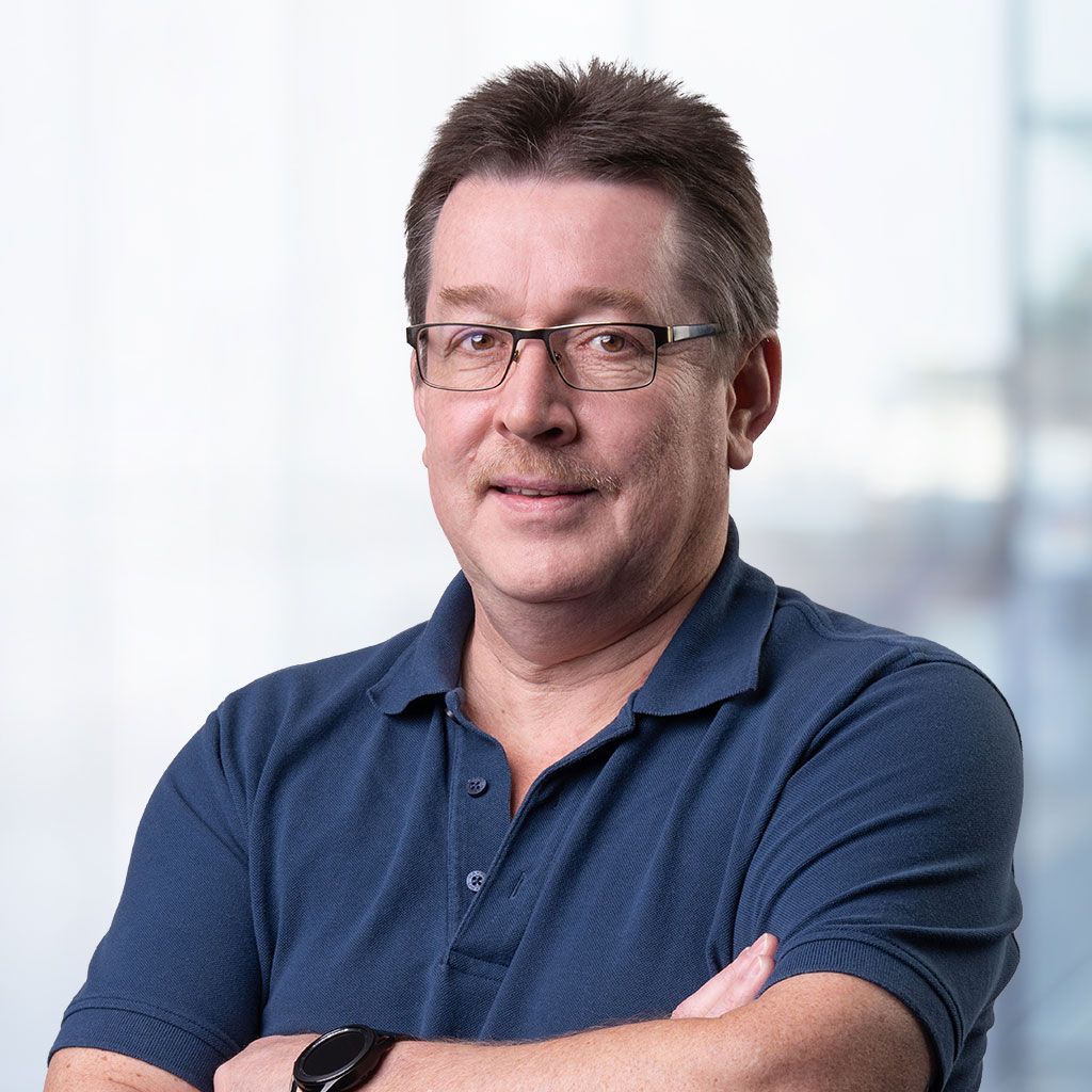 Portraitfoto von Hubert Stemmer aus dem Team Flachglas Luhe