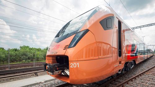 Traverso Zug mit FLACHGLASconnect