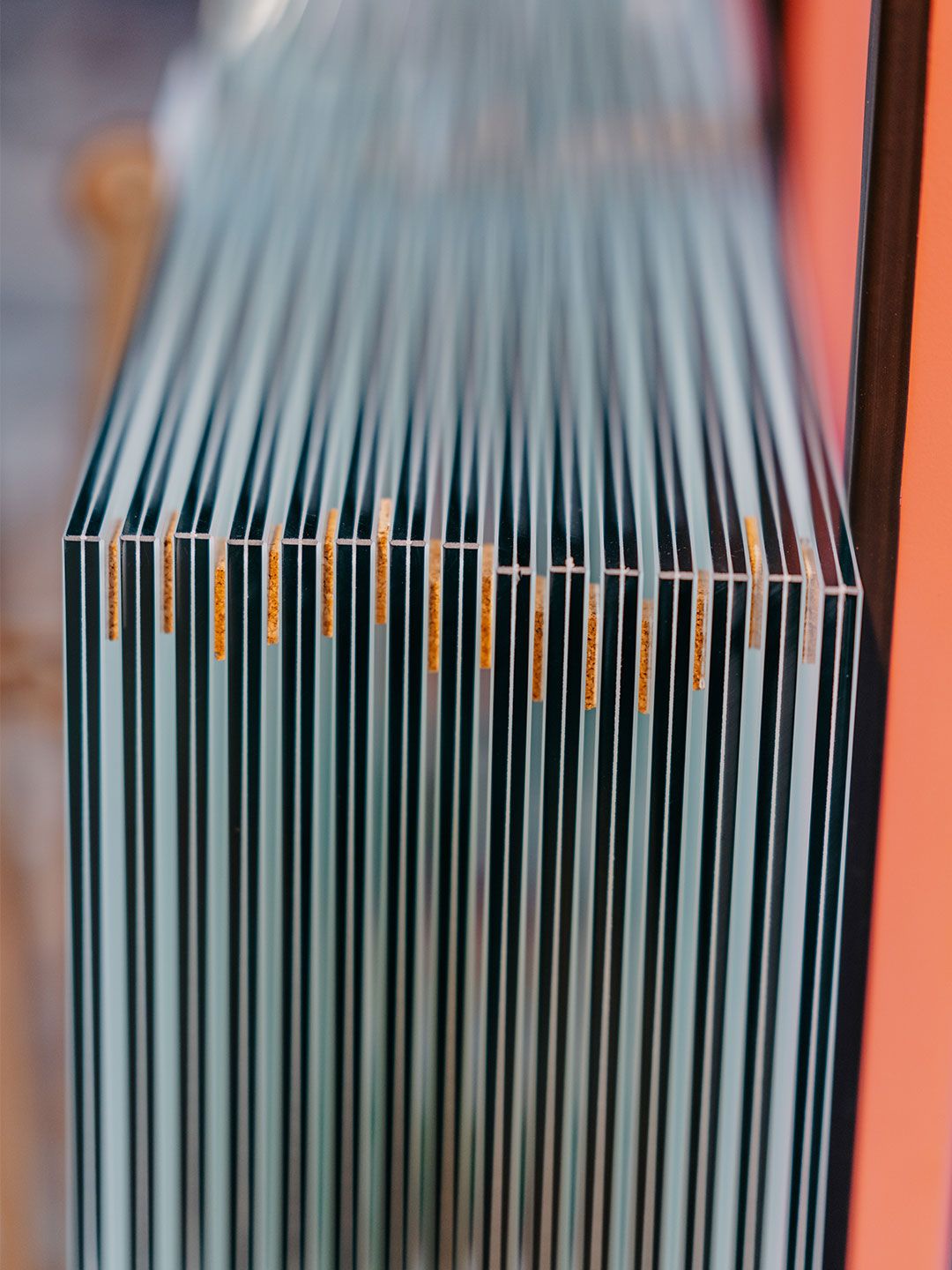 Mehrere vetroSafe Plus Glasscheiben bereit zum Versand